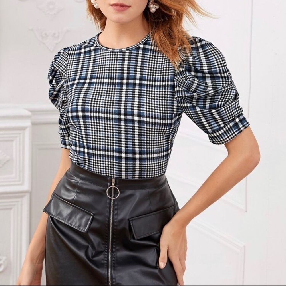 Women’s Puff Sleeve Plaid Top‎